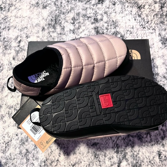 The North Face Quilted Slip-Ons in Mushroom Gray - Picture 5 of 7